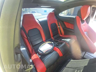 2012 Mercedes-Benz AMG C 63 Coupe – miniatura 13