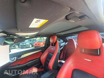2012 Mercedes-Benz AMG C 63 Coupe – miniatura 8