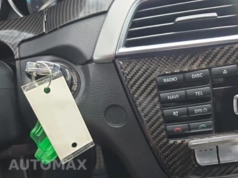 2012 Mercedes-Benz AMG C 63 Coupe - miniatura 24