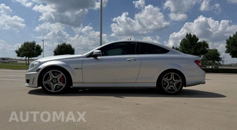 2012 Mercedes-Benz AMG C 63 Coupe - miniatura 2