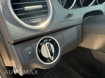 2012 Mercedes-Benz AMG C 63 Coupe - miniatura 22