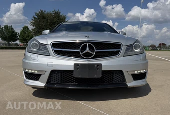 2012 Mercedes-Benz AMG C 63 Coupe - miniatura 4