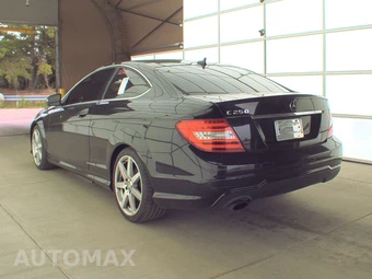 2012 Mercedes-Benz C 250 Coupe - miniatura 6