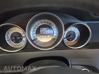 2012 Mercedes-Benz C 250 Coupe – miniatura 12
