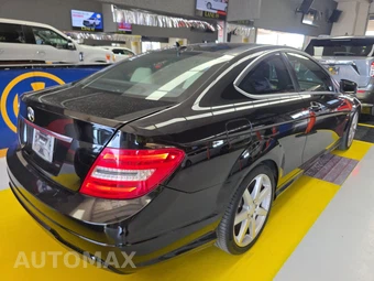 2012 Mercedes-Benz C 250 Coupe – miniatura 4