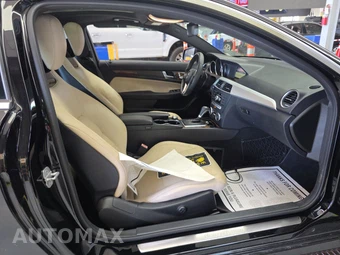 2012 Mercedes-Benz C 250 Coupe – miniatura 8