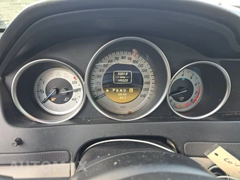 2012 Mercedes-Benz C 250 Coupe – miniatura 12