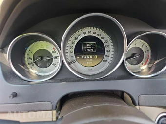 2012 Mercedes-Benz C 250 Sedan - miniatura 6