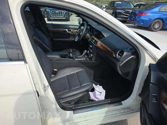 2012 Mercedes-Benz C 250 Sedan – miniatura 15