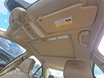 2012 Mercedes-Benz C 250 Sedan - miniatura 11