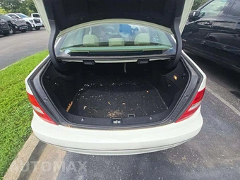 2012 Mercedes-Benz C 250 Sedan - miniatura 14