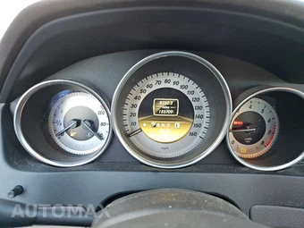 2012 Mercedes-Benz C 250 Sedan – miniatura 12