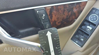 2012 Mercedes-Benz C 250 Sedan – miniatura 25