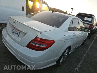 2012 Mercedes-Benz C 250 Sedan – miniatura 4