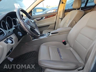 2012 Mercedes-Benz C 250 Sedan – miniatura 7