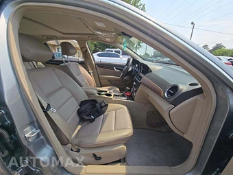 2012 Mercedes-Benz C 250 Sedan – miniatura 15