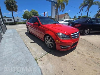 2012 Mercedes-Benz C 250 Sedan – miniatura 4