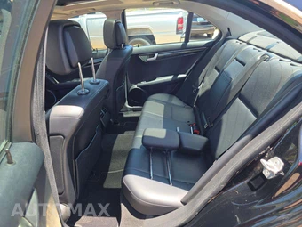 2012 Mercedes-Benz C 300 4MATIC Sedan - miniatura 13