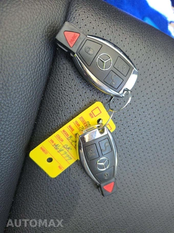 2012 Mercedes-Benz C 300 4MATIC Sedan - miniatura 8