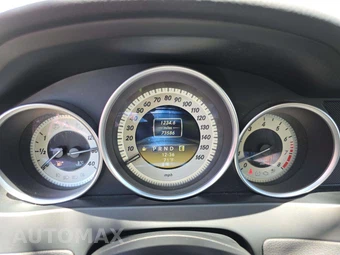 2012 Mercedes-Benz C 300 4MATIC Sedan - miniatura 9