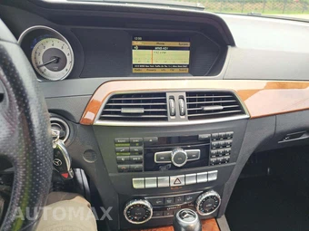 2012 Mercedes-Benz C 300 4MATIC Sedan – miniatura 10