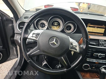 2012 Mercedes-Benz C 300 4MATIC Sedan – miniatura 10