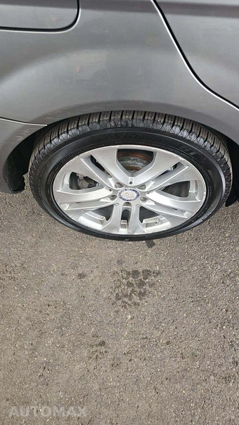 2012 Mercedes-Benz C 300 4MATIC Sedan – miniatura 33
