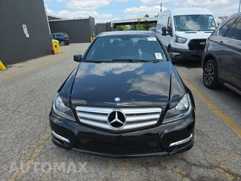 2012 Mercedes-Benz C 300 4MATIC Sedan - miniatura 2