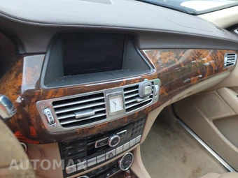 2012 Mercedes-Benz CLS 550 4MATIC – miniatura 11