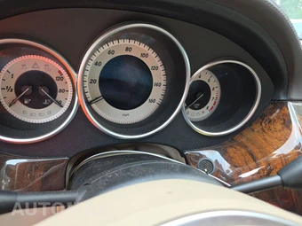 2012 Mercedes-Benz CLS 550 4MATIC – miniatura 12