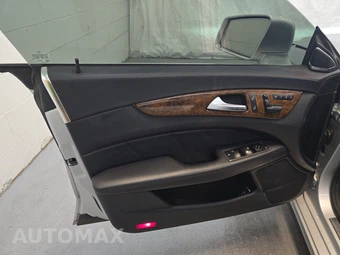 2012 Mercedes-Benz CLS 550 4MATIC – miniatura 9
