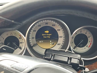 2012 Mercedes-Benz CLS 550 4MATIC – miniatura 10
