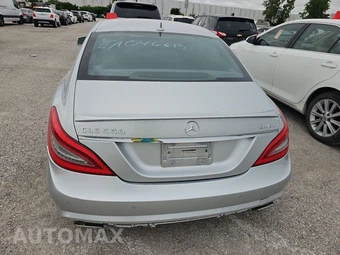 2012 Mercedes-Benz CLS 550 4MATIC – miniatura 4