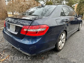 2012 Mercedes-Benz E 350 4MATIC Sedan – miniatura 4