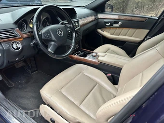 2012 Mercedes-Benz E 350 4MATIC Sedan – miniatura 7