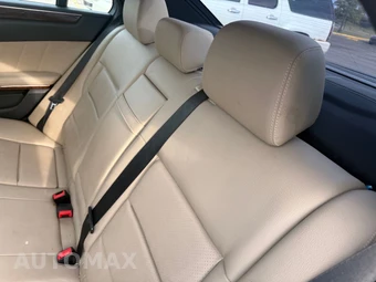 2012 Mercedes-Benz E 350 4MATIC Sedan - miniatura 12
