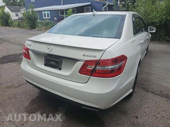 2012 Mercedes-Benz E 350 4MATIC Sedan – miniatura 3