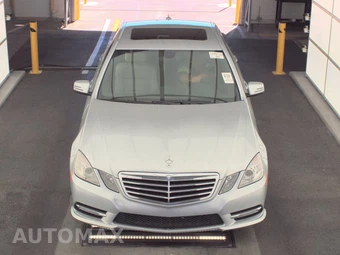 2012 Mercedes-Benz E 350 Sedan – miniatura 2