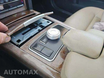 2012 Mercedes-Benz E 350 Sedan – miniatura 3