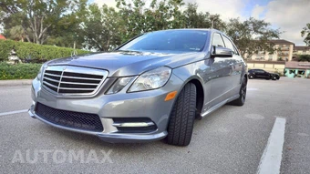 2012 Mercedes-Benz E 350 Sedan - miniatura 3