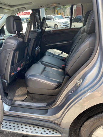 2012 Mercedes-Benz GL 450 4MATIC - miniatura 6