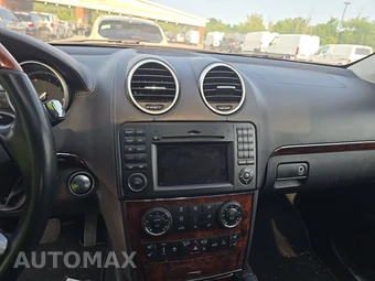 2012 Mercedes-Benz GL 550 4MATIC - miniatura 11