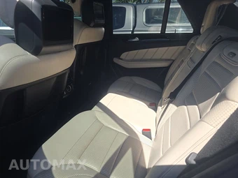 2012 Mercedes-Benz ML 63 AMG – miniatura 13
