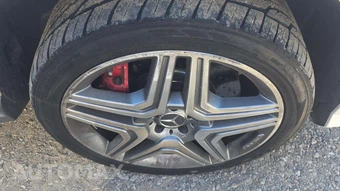 2012 Mercedes-Benz ML 63 AMG – miniatura 23