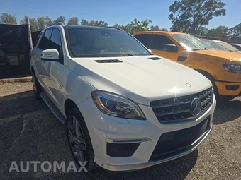 2012 Mercedes-Benz ML 63 AMG – miniatura 3