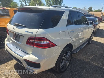 2012 Mercedes-Benz ML 63 AMG – miniatura 4