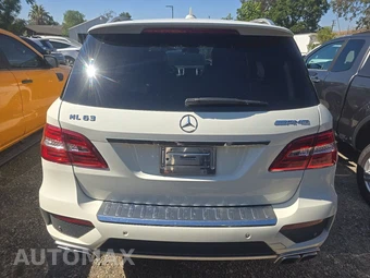 2012 Mercedes-Benz ML 63 AMG – miniatura 5