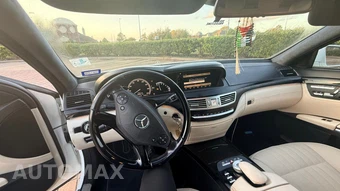 2012 Mercedes-Benz S-Class Sedan S 550 - miniatura 36