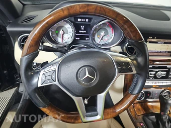 2012 Mercedes-Benz SLK 350 - miniatura 10