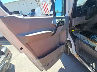 2012 Mercedes-Benz Sprinter 2500 Cargo Van High Roof 170.3" WB – miniatura 9
